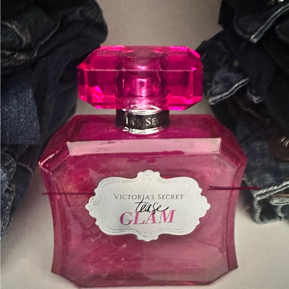 VS Secret Tease Glam Eau de Parfum - Picture 2 of 2